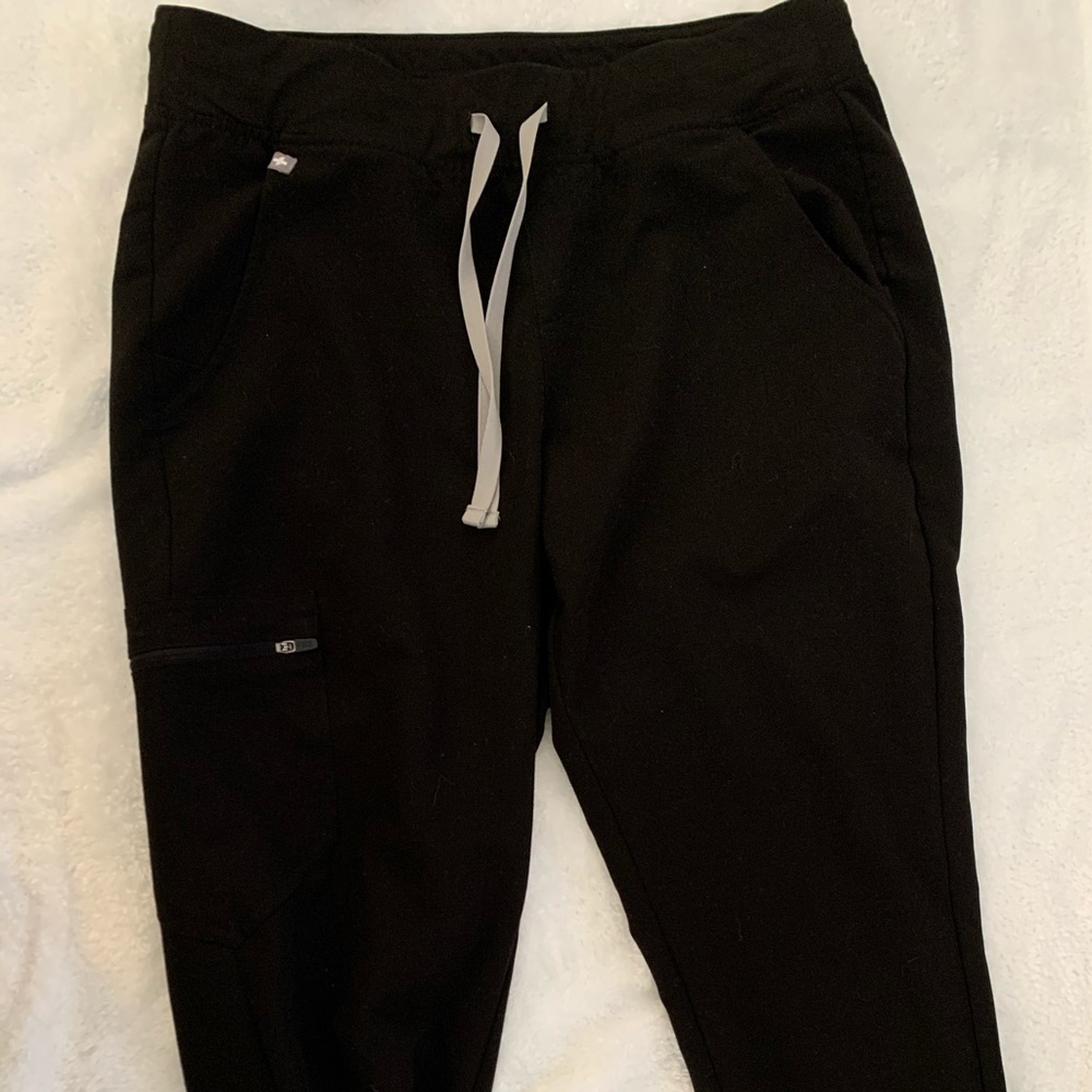 FIGS scrub pants